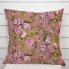 Biante Bavlnená obliečka na vankúš Sandra SA-554 Ruže a hortenzie na hnedom 50 x 70 cm