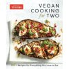 Vegan Cooking for Two (America's Test Kitchen)(Brožovaná)
