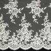 Luxusná smotanová čipka s vyšívanými kvetmi 1 m