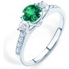 Zásnubný prsteň Dream: biele zlato, smaragd - DR-SZM-BSZ-B SAVICKI