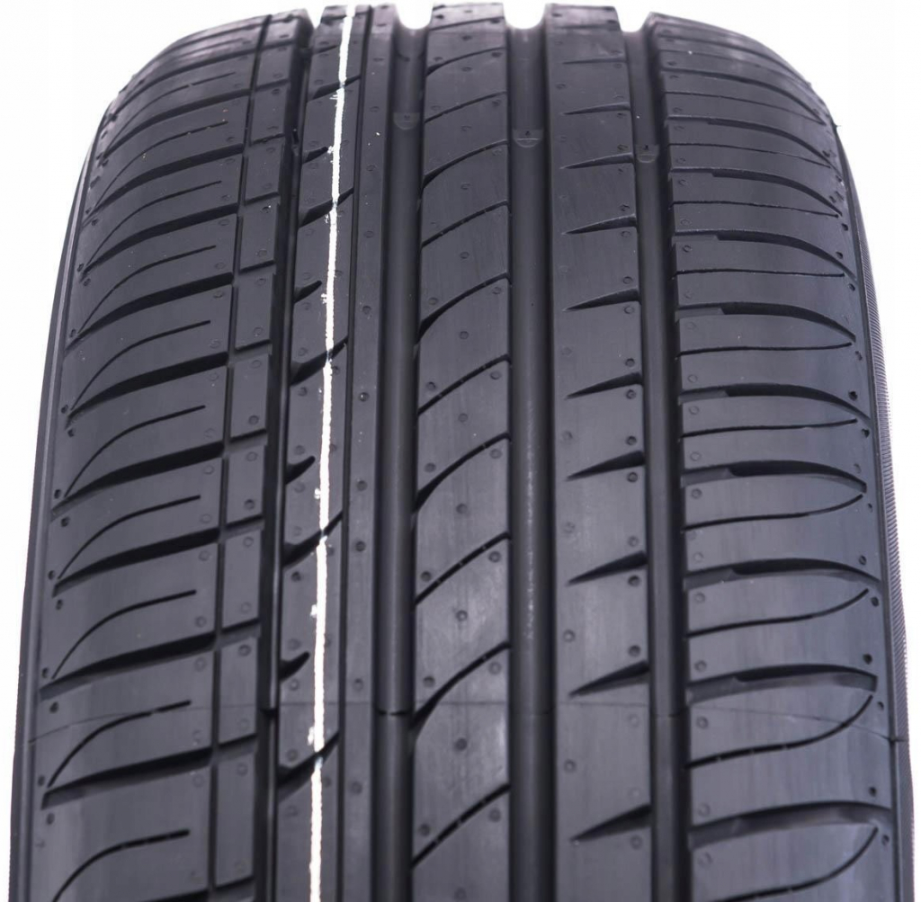 Hankook K115 245/45 R18 96W