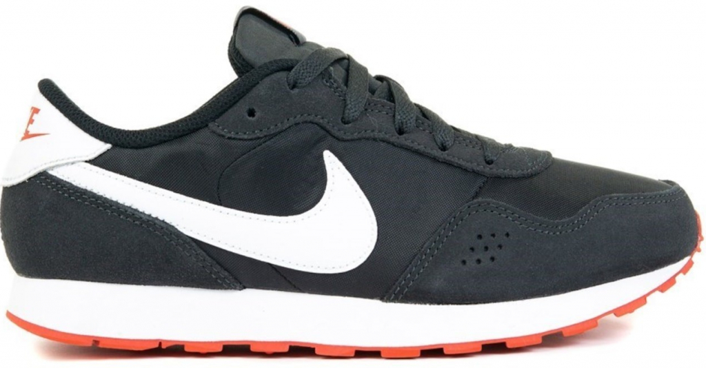 Nike MD Valiant Jr CN8558-016 shoe