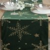 Vianočné prestieradlo, zamat zdobený snehovými vločkami, Zelená farba