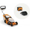 STIHL RMA 448.3 V – AKU kosačka s pojazdom 1,2 kW, záber 46 cm, kôš 52 l + akumulátor AK 30 S + nabíjačka AL 101
