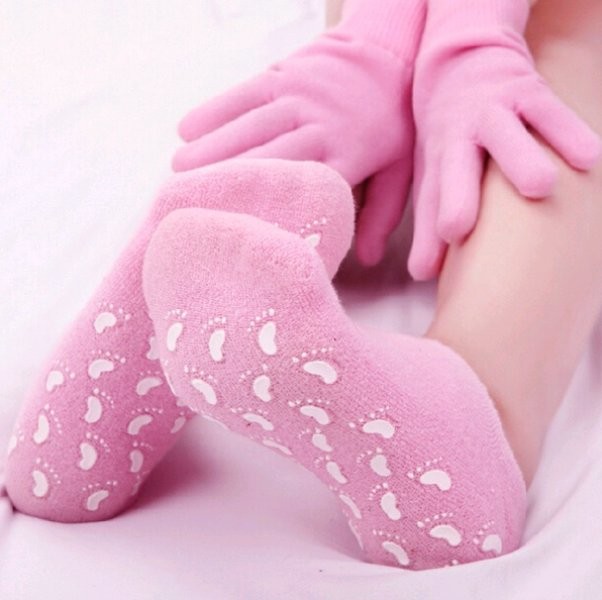 Deminas hydratačné ponožky na suché popraskané päty a zhrubnutú pokožku nôh  dvojbalenie růžová od 21,99 € - Heureka.sk