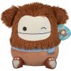 Squishmallows Benny – žmurkajúci hnedý Bigfoot so šálom 196566444553