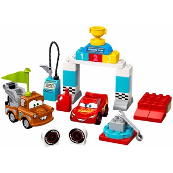 LEGO® DUPLO® 10924 Bleskový McQueen a deň pretekov