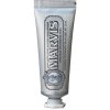 MARVIS Smokers Whitening Mint bieliaca pasta s xylitolom, 25 ml - cestovné balenie