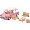 Sylvanian Families Rodinné auto růžové Van