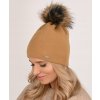 Alega Dámska zimná čiapka s brmbolcom – rôzne farby Farba: Karamelová, Veľkosť: UNI