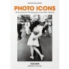 Photo icons. 50 landmark photographs and their stories. Ediz. italiana