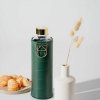 Equa Sklenená fľaša MISMATCH Green Forest, v koženkovom obale Borosilikátové sklo 750 ml