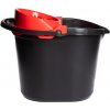 Vedro plastové s červeným žmýkačom a s výlevkou, 15l čierne, plastová rukoväť