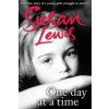 One Day at a Time (Susan Lewis)(Brožovaná)