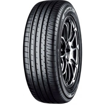 Yokohama BluEarth-XT AE61 215/70 R16 100H