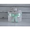 TortaNEtorta Mini plienková torta s uspávacím medvedíkom Mint stuha a náplň pre chlapčeka, Korpus plienkovej torty: Deka, varianta: Bábätko sa narodilo a má asi mesiac