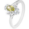 Šperky eshop - Prsteň v striebornom odtieni, svetlozelený brúsený ovál, lístočky, číre zirkóny R30.16 - Veľkosť: 54 mm