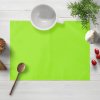 Biante Dekoračné prestieranie na stôl Rongo RG-041 Žiarivé zelené 30x40 cm