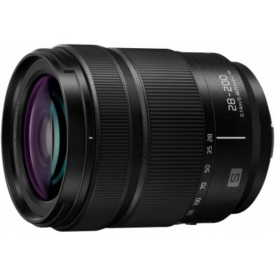 Panasonic Lumix S 28–200 mm f/4–7.1 MACRO O.I.S