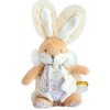 Doudou et Compagnie Paris hračka zajačik s hrkálkou a úchytom na cumlík 21 cm biela