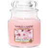 Yankee Candle Cherry Blossom - Čerešňový kvet vonná sviečka Classic strednej sklo 411 g