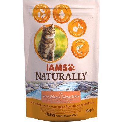 Iams Naturally Cat Adult Salmon 2,7 kg