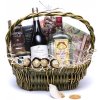 Darčekový kôš Príma present (štýlový dar s kvalitným vínom a gurmánskymi pochúťkami. Perfektný na oslavy, výročia aj firemné príležitosti.)