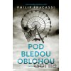 Pod bledou oblohou - Philip Fracassi