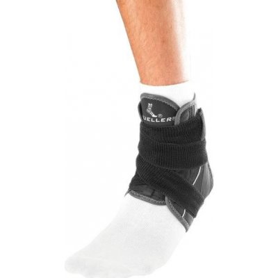 Mueller Hg80® Premium Ankle Brace w/Straps, členková ortéza s pásmi Veľkosť: S