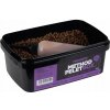 Mikbaits Method krabička na pelety 400g + 120ml Aktivátor Príchuť: Pikantní švestka