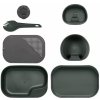 WILDO® CAMP-A-BOX® COMPLETE - set na prípravu jedla - OLIVA / ŠEDÁ (Set na jedlo a nápoje pre jedného - misky, lopárik, hrnčeky, príbor a združená korenička značky WILDO®)