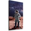 Vertikálny foto obraz na plátne do obývačky Astronauta 50x100 cm
