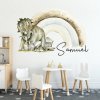 INSPIO Nálepka na stenu - Dinosaurus s menom dieťaťa 160x90 dúha, dúhy, autá a dinosaury, samolepky s menom, akvarelové nálepky sivá, hnedá, plnofarebný motív
