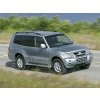 Priečniky Aurilis Trax pre Mitsubishi Pajero 2000-2006 s pozdĺžnikmi