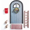 Det Gamle Apotek Dekoratívne dvierka pre vianočných škriatkov Nisse Door Blue – set 6 ks