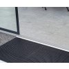 VMBal s.r.o. Vonkajšia rohož OUTLINE s hliníkovým nájazdom 100x70 cm