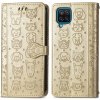 Púzdro Embossing Pattern Pes a Mačka Samsung Galaxy A12 / M12 zlaté