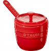 Dóza na soľ Staub s malou lyžičkou 250 ml červená