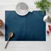 Biante Zamatové prestieranie na stôl Velvet Prémium SVP-028 Petrolejovo modré 30x40 cm