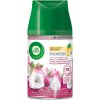 AIR WICK náplň Smooth satin Moon lily 250 ml