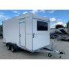 príves skriňový Tomplan TFS 420T.01 2700kg náj. rampa, okno, dvere 10