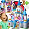 STAVEBNICA HRAD DISNEY PRINCESS ĽADOVÝ PALÁC ELZY, POPOLUŠKY + LEGO ZVIERATKO