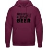 AWDis Hoodie Mikina - Nápis - Tento chlap potrebuje Pivo - Purpurovočervená - S - Pánske