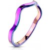 Šperky eshop - Prsteň z ocele v dúhovom farebnom odtieni - motív vlnky, úzke ramená F16.15 - Veľkosť: 49 mm