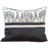Čierno biela obliečka na vankúš s elegantným motívom Šírka 50 cm | Dĺžka 60 cm čierna