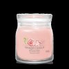 Sviečka stredná Yankee candle Fresh Cut Roses
