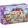 Schleich 42551 Veľký dom so stajňou, príslušenstvom a kĺbovými figúrkami