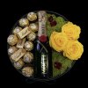 Luxusný flower box s trvácnymi ružami a Moet šampanským