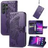 Peňaženkové kožené puzdro Butterfly Love na Samsung Galaxy S24 Ultra 5G - Tmavo fialová