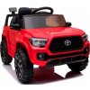 Automobil Toyota červený